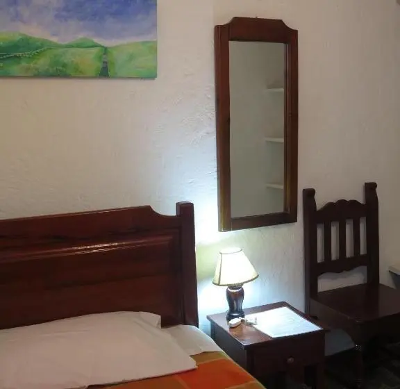 スタンダードシングルルーム, Hostal La Cazihita