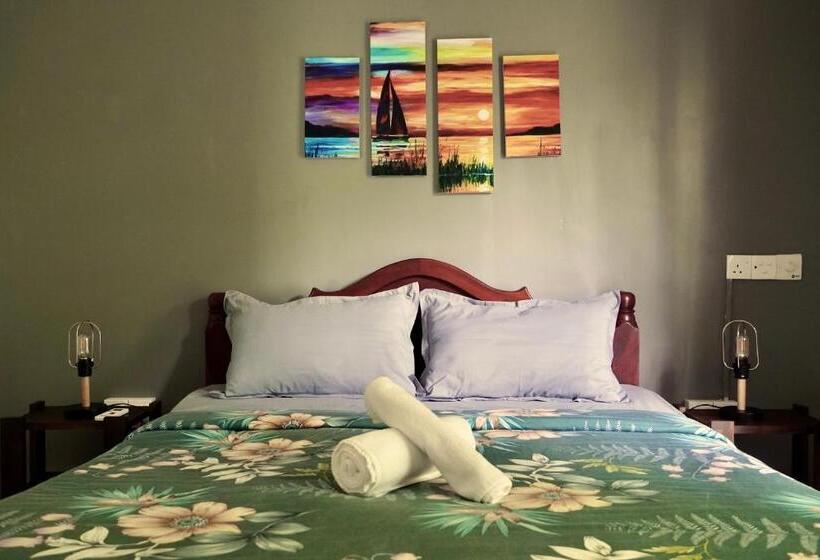 اتاق استاندارد با بالکن, Sea Life Guest & Surf House