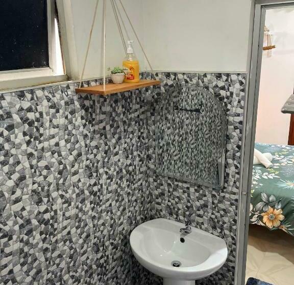 اتاق استاندارد با بالکن, Sea Life Guest & Surf House