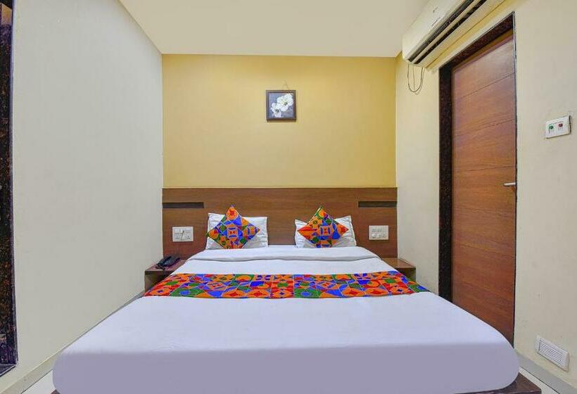 디럭스 룸, Fabhotel Rb Residency