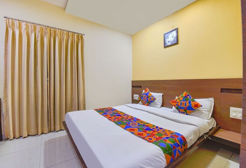 디럭스 룸, Fabhotel Rb Residency