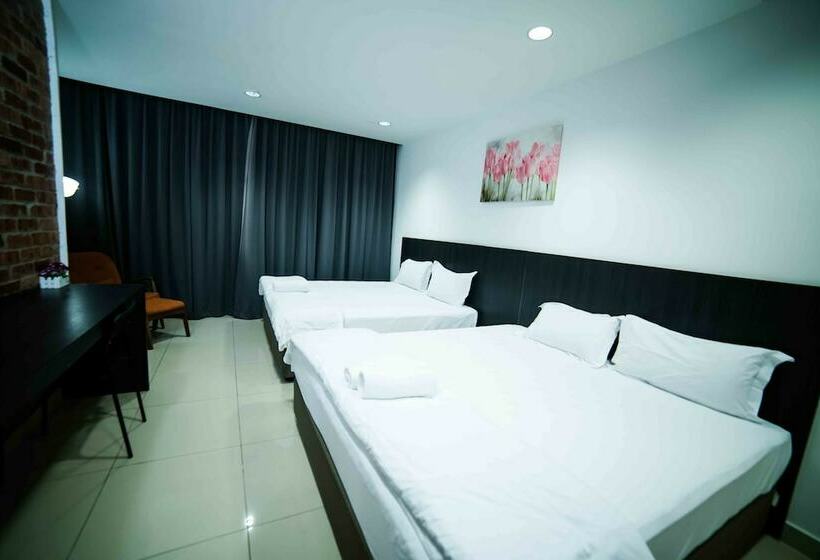 סוויטה משפחתית, Bizz