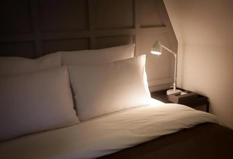 Chambre Standard, Gaden