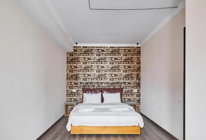 Perhehuone, Gudauri Loft