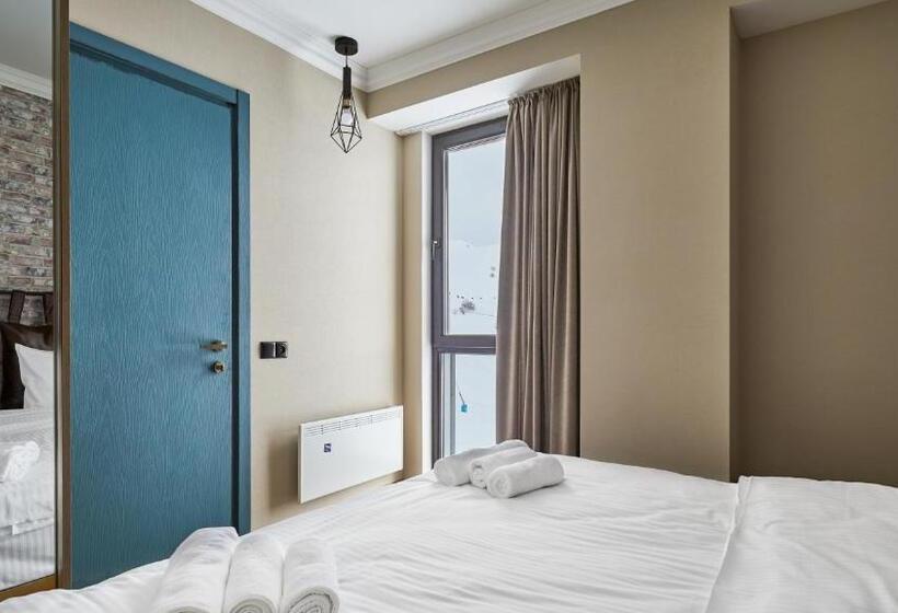 سوئیت 2 خوابه, Gudauri Loft