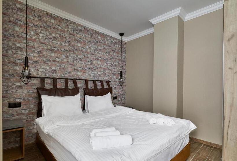 سوئیت 2 خوابه, Gudauri Loft