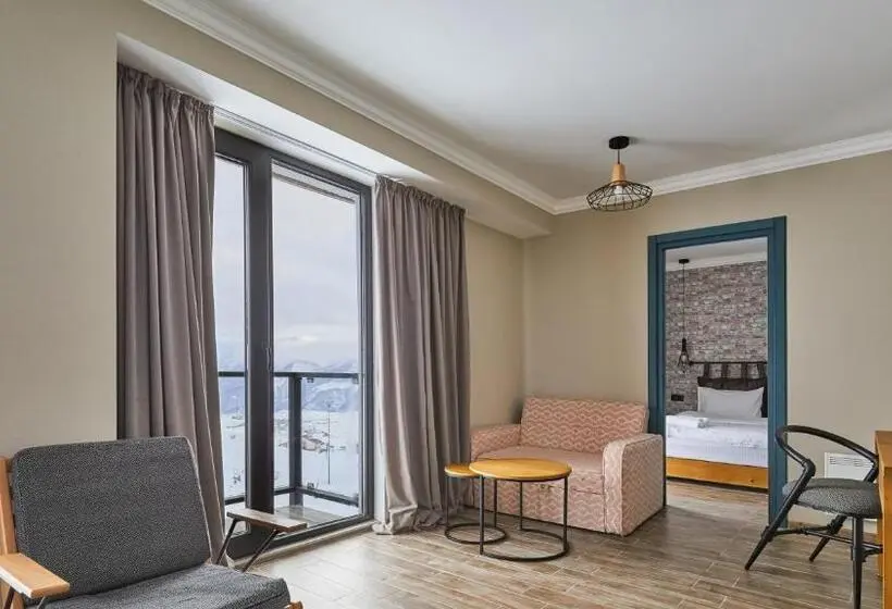 Sviitti 2 Makuuhuonetta, Gudauri Loft