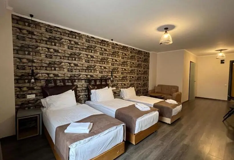 Standard Kolmen Hengen Huone, Gudauri Loft