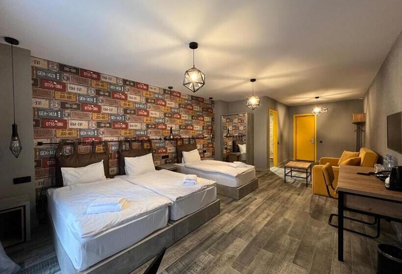 اتاق استاندارد سه نفره, Gudauri Loft