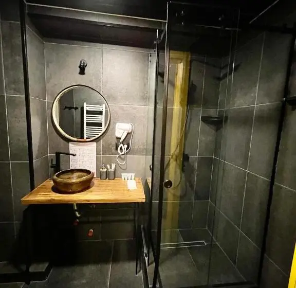Perhehuone Vuoristonäkymä, Gudauri Loft
