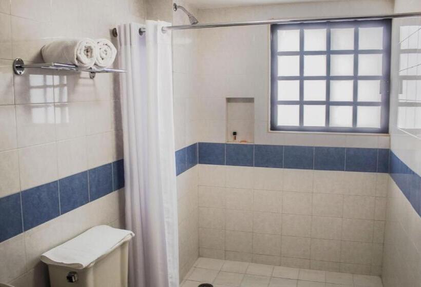 스탠다드 트리플 발코니 룸, Múcara