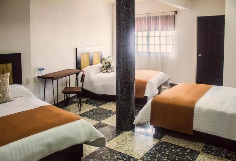 스탠다드 트리플 발코니 룸, Múcara