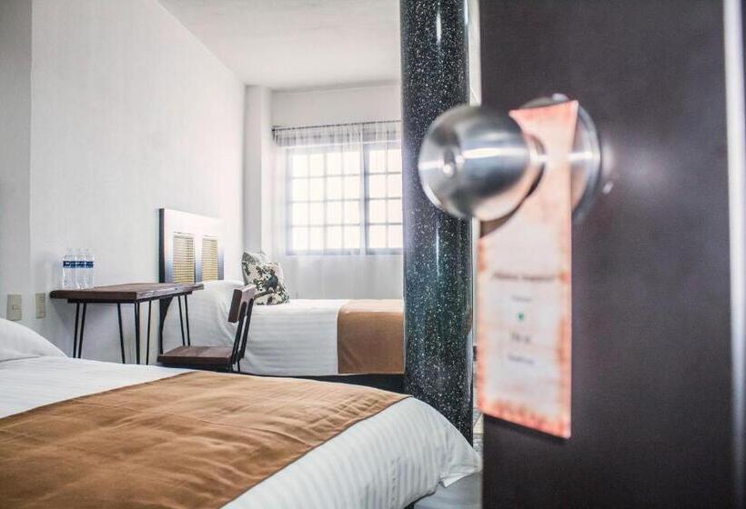 스탠다드 트리플 발코니 룸, Múcara