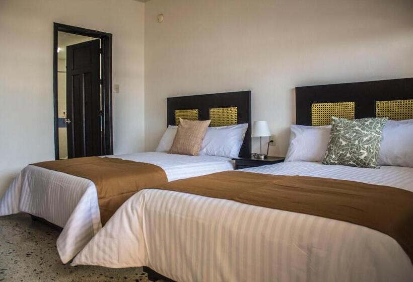 패밀리 룸, Múcara