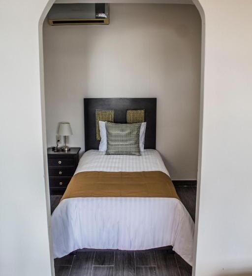 패밀리 룸, Múcara