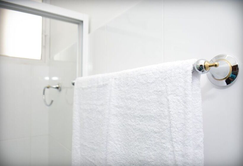 חדר סטנדרט, Rush City Hotel Kandy