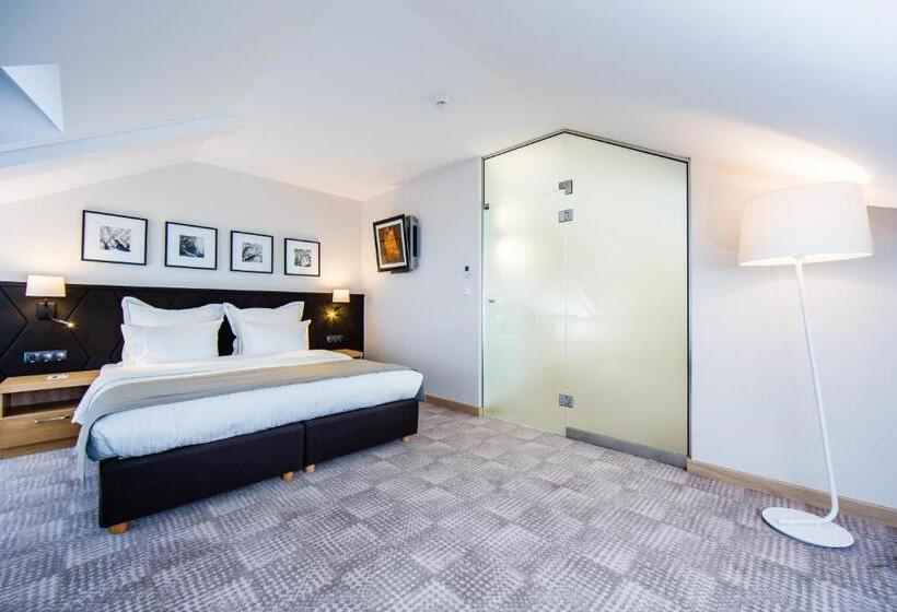 带露台的豪华间, Sokół Wellness & Spa