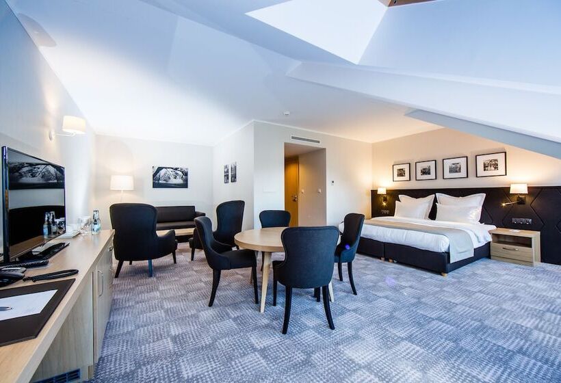 豪华房间, Sokół Wellness & Spa