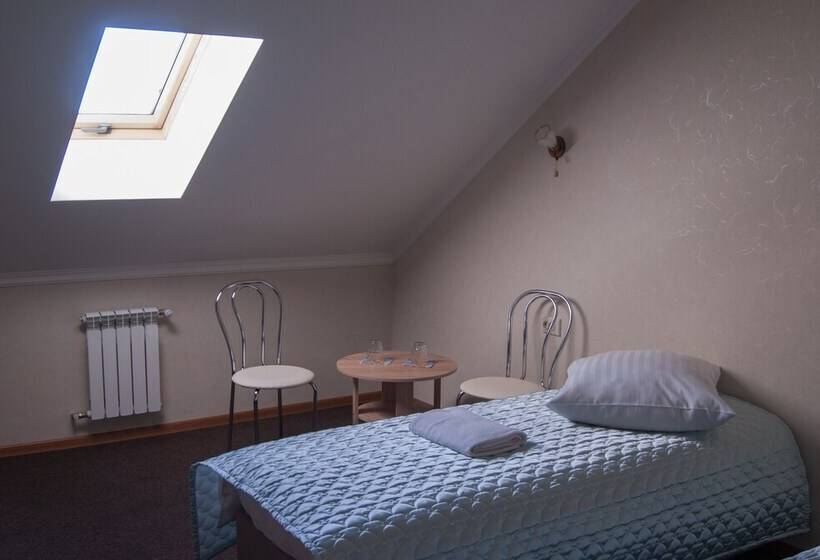 חדר סטנדרט, Veles