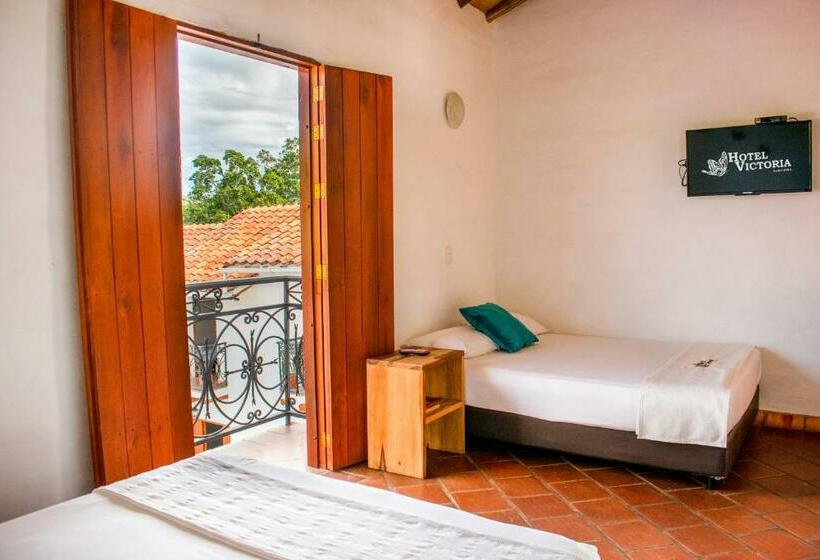 스탠다드 트리플 발코니 룸, Victoria Barichara