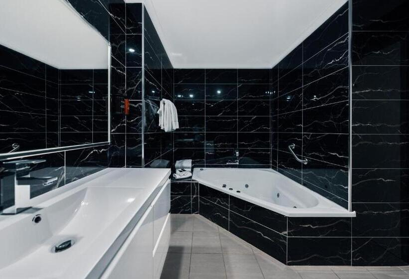 חדר דחוקס עם מיטת קינג, Mollymook Shores