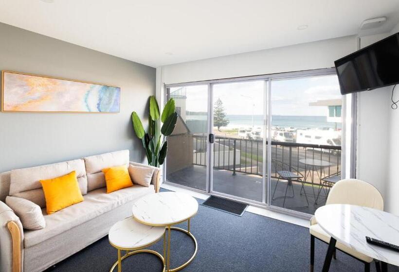 חדר דחוקס עם מיטת קינג, Mollymook Shores