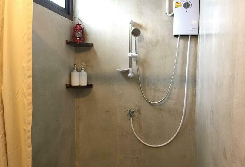 חדר דלוקס עם מרפסת, Talardkao Balcony Krabi