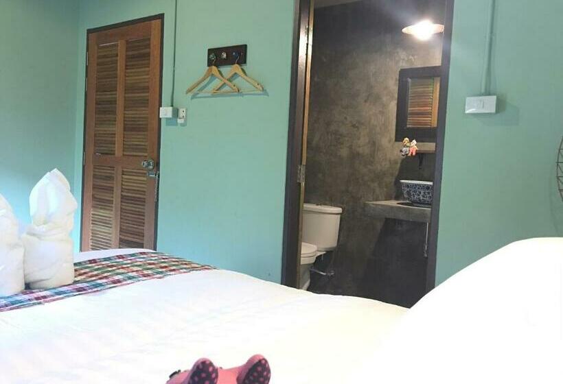 디럭스 룸, Talardkao Balcony Krabi