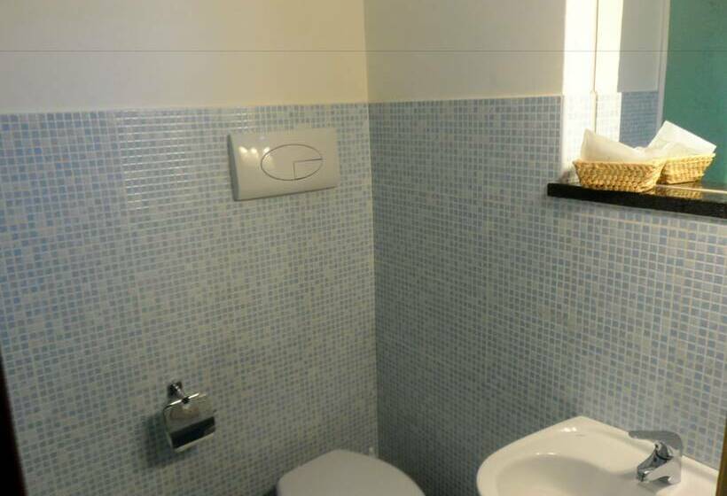 חדר סטנדרט פנימי, Angela E Vincenzo