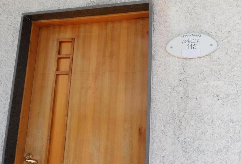 חדר סטנדרט פנימי, Angela E Vincenzo