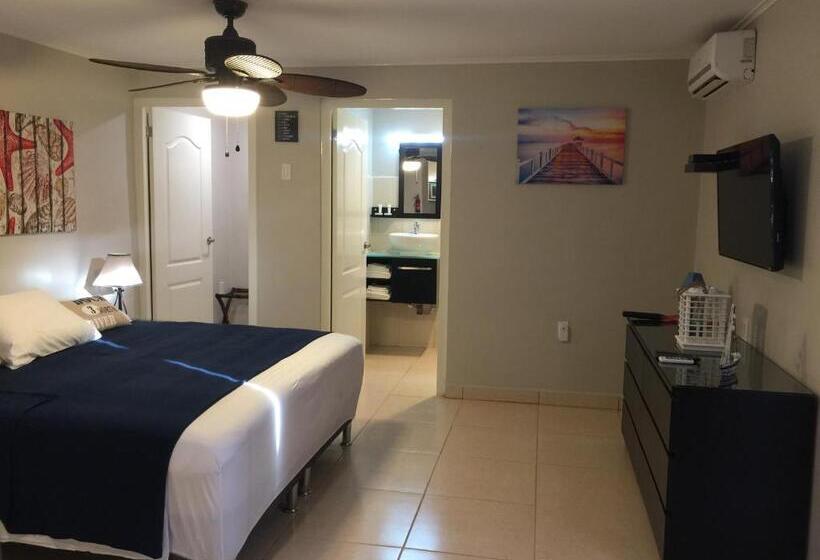 استودیوی لوکس, The Pier Beach Inn & Suites