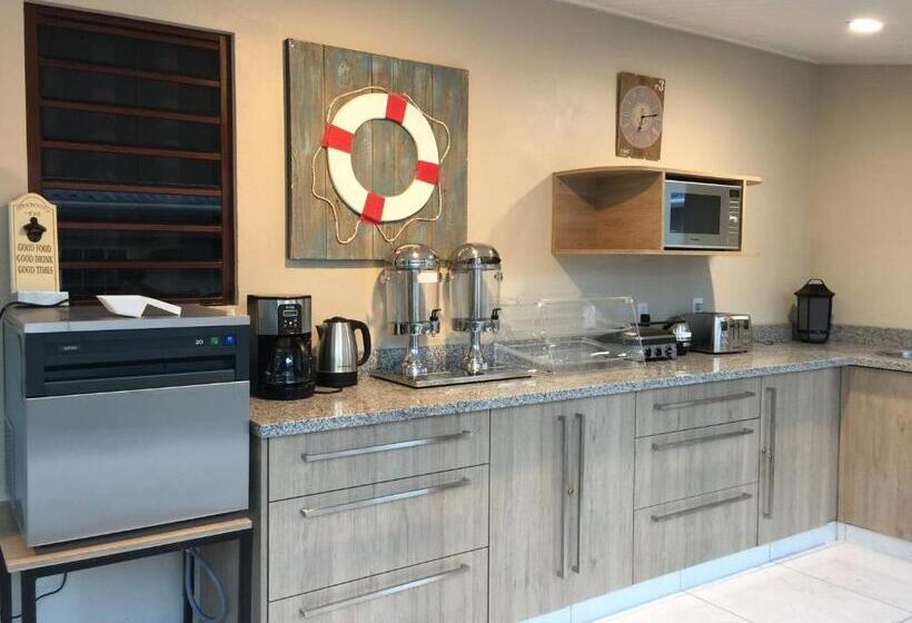 اتاق لوکس با چشم‌انداز دریا, The Pier Beach Inn & Suites