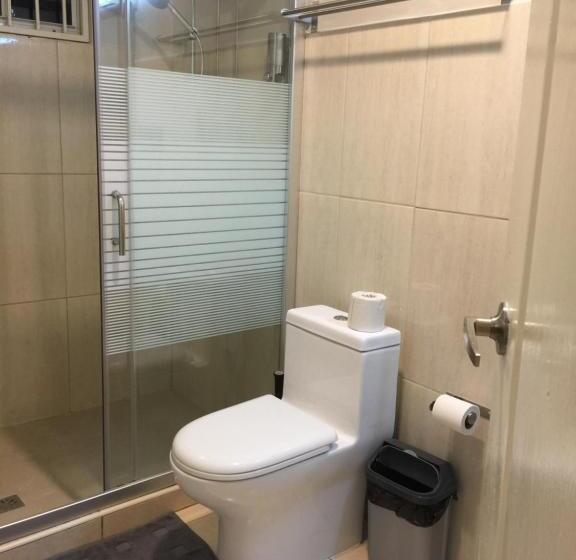 اتاق لوکس, The Pier Beach Inn & Suites