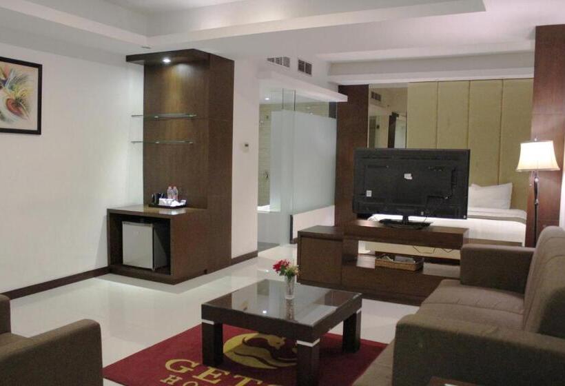 Люкс, Gets Hotel Semarang