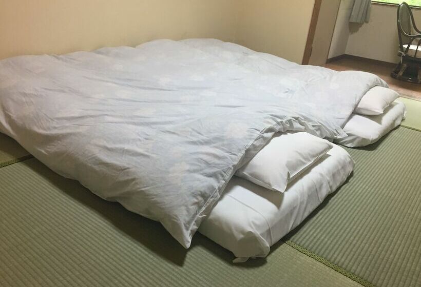 Семейный Номер, Hisaeya Ryokan