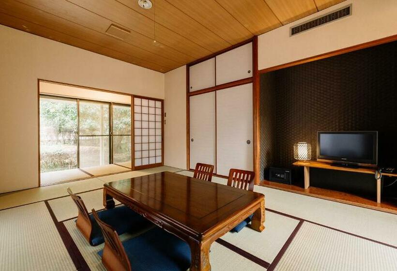 غرفة سوبيريور عائلية, Hisaeya Ryokan