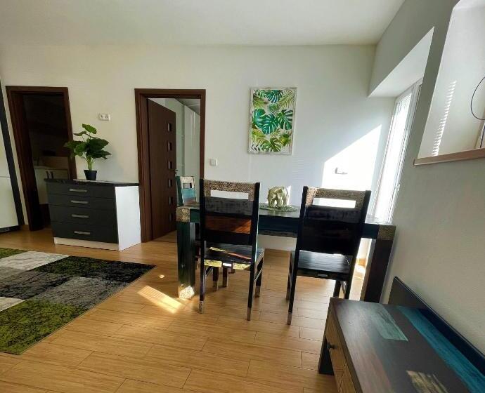 低层单卧公寓, Star Lipno