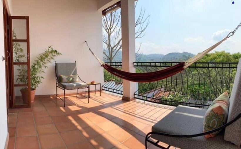 Deluxe Room Mountain View, Terramaya Boutique