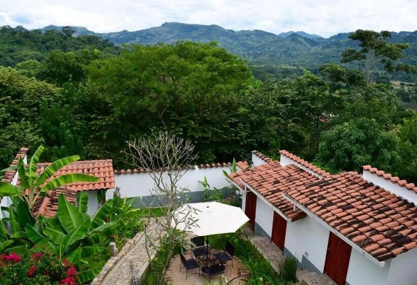 سوئیت با بالکن, Terramaya Boutique