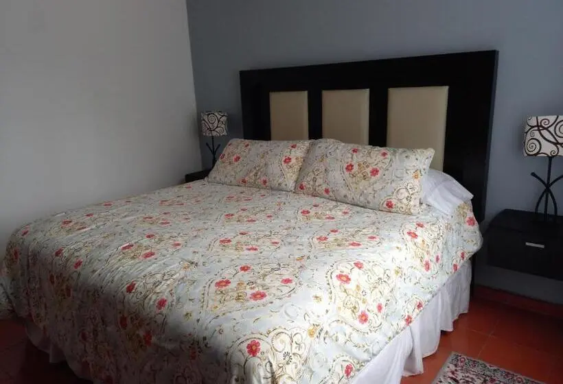 Quarto standard, Toca Madera