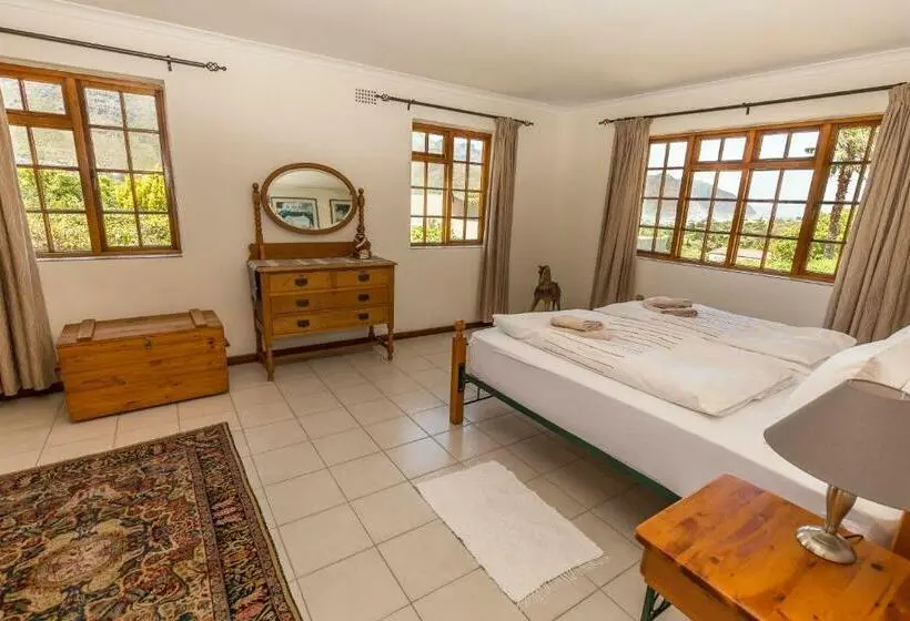 オーシャンビュースタンダードルーム, Hout Bay Lodge