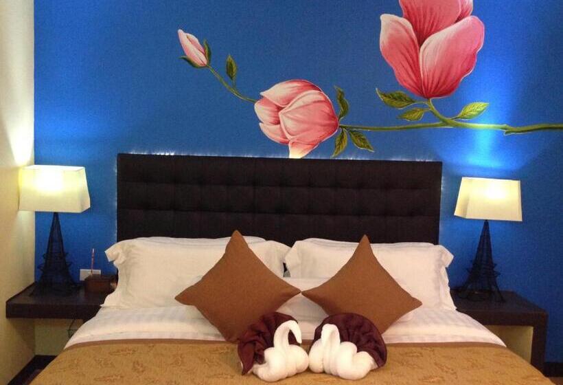 اتاق لوکس با تخت بزرگ, Heritage Tropical Resort