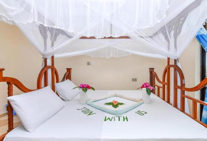 Трехместный Номер Deluxe Вид на Море, Ifa Beach Resort