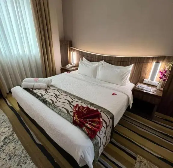 اتاق سوپریور با تخت بزرگ, Nova Hotel Miri