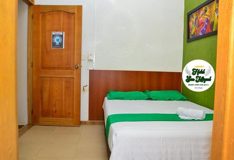 标准单人间, San Miguel Apartadó