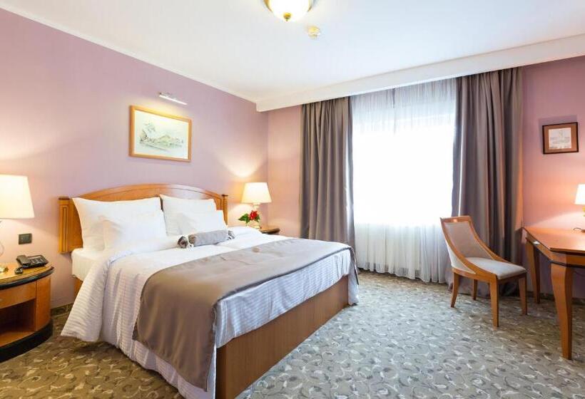 اتاق استاندارد, Sterling Garni