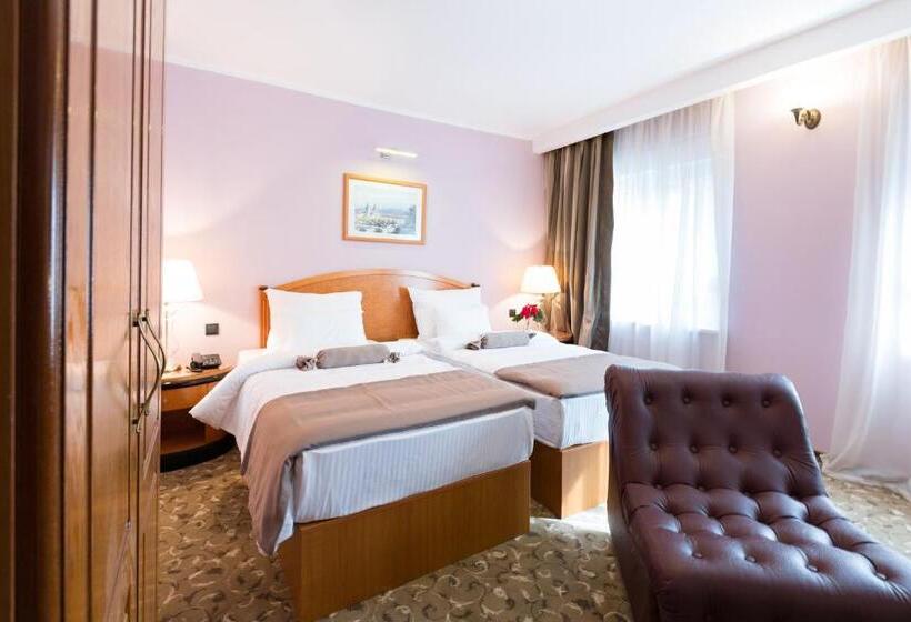 اتاق استاندارد, Sterling Garni