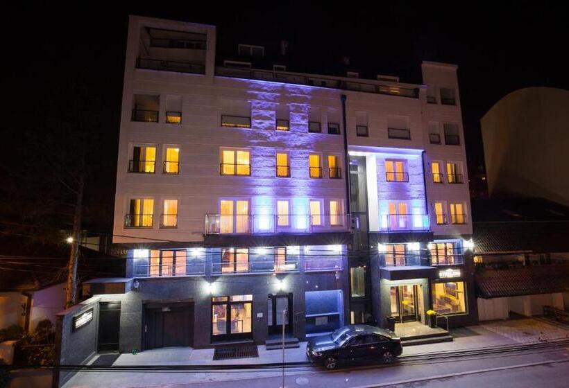 آپارتمان لوکس 1 خوابه, Sterling Garni