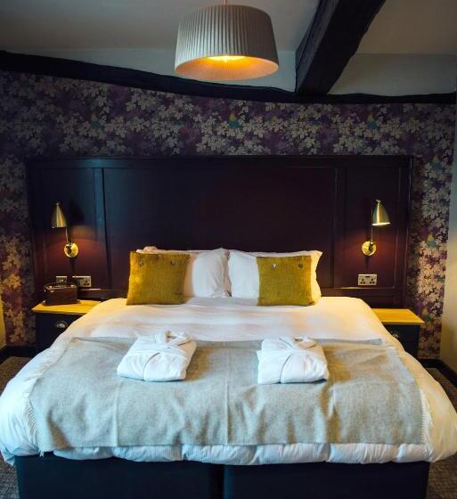 غرفة قياسية, The White Hart