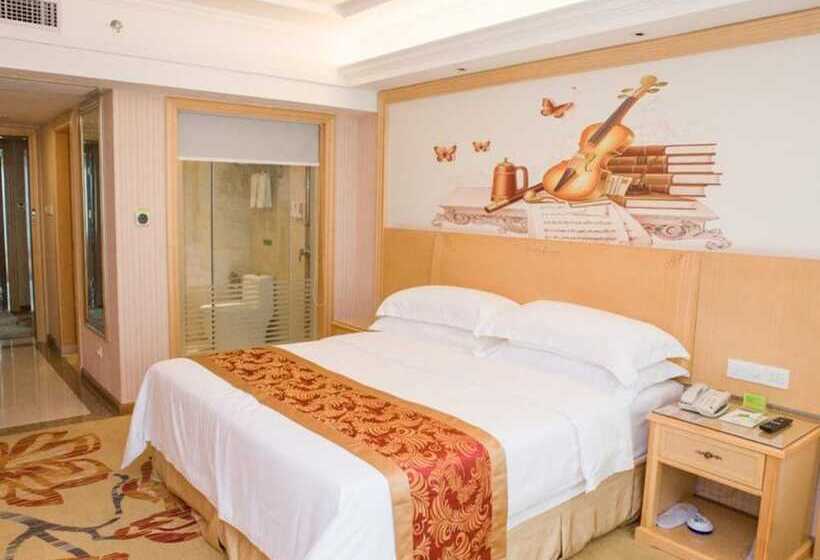 Номер Deluxe, Vienna Classic Hotel Qingyuan Taihe Ancient Cave Scenic Area